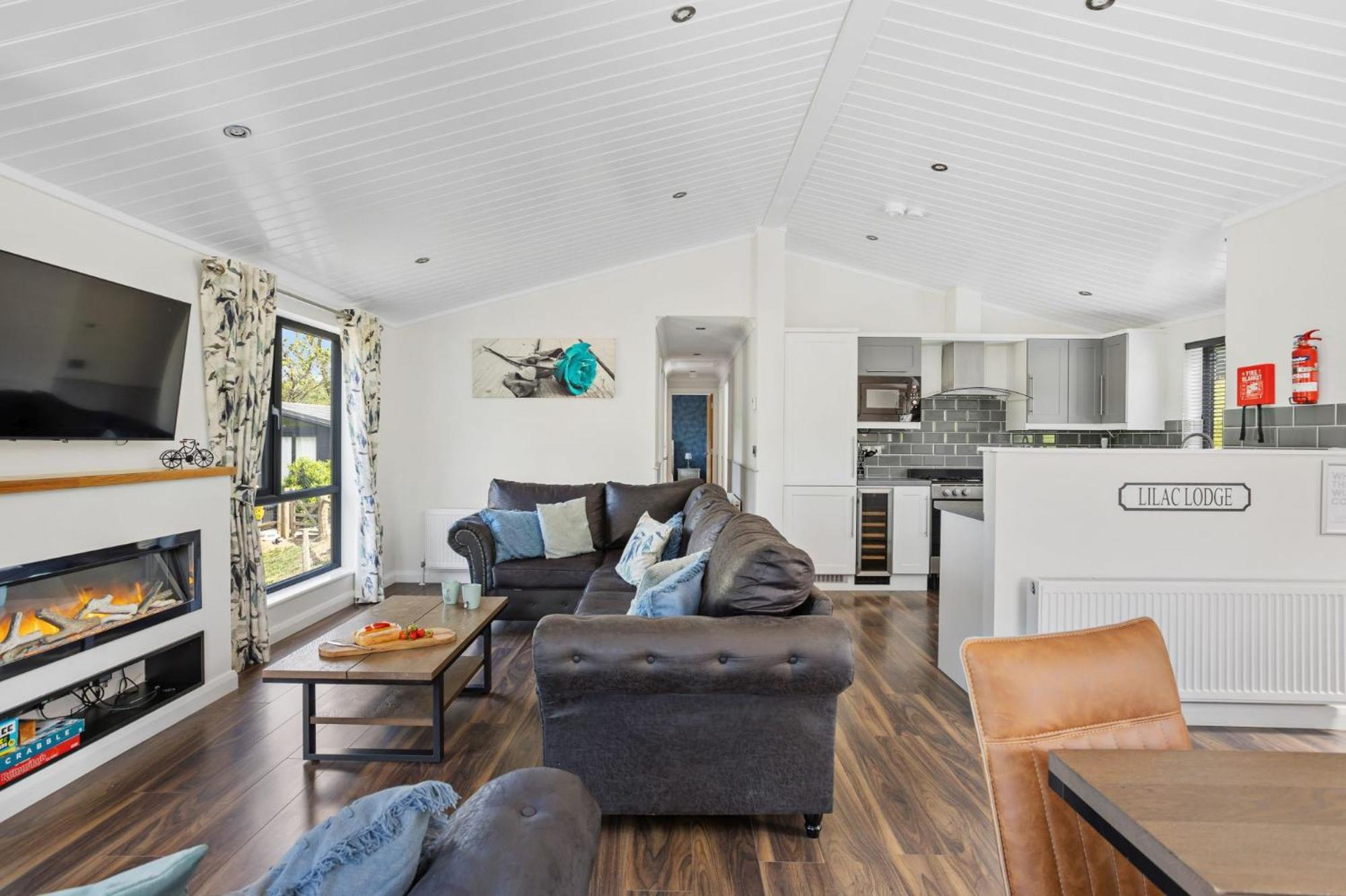 Lilac Lodge, 22 Roadford Lake Lodges Lifton Extérieur photo
